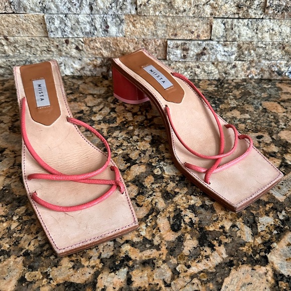Miista Jenna Tea Rose Patent Sandals - Picture 3 of 10